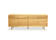 GRANDSTAGE 180 サイドボード　オーク無垢材 ロングサイドボード 横3本スリットデザインの浅引出し4杯横並びと4面開き扉 脚付きデザイン ナチュラル 北欧 ライト